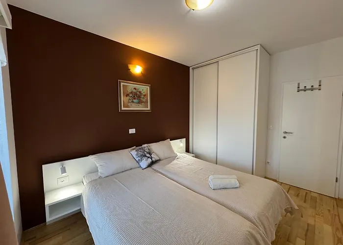 Διαμέρισμα S&b